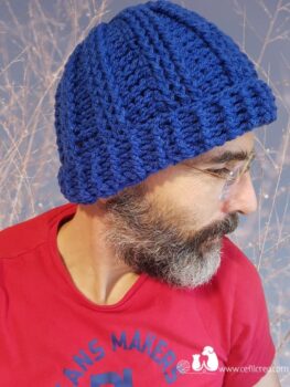 bonnet incognito - bleu - modèle photo 1